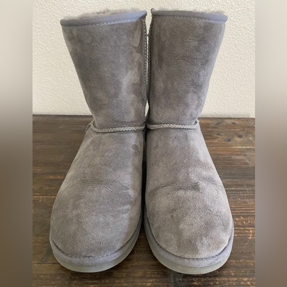 Cozie Steps Boots Gray Australian Sheepskin Toggle Water Repellent Sz 10 Women's - Picture 2 of 11